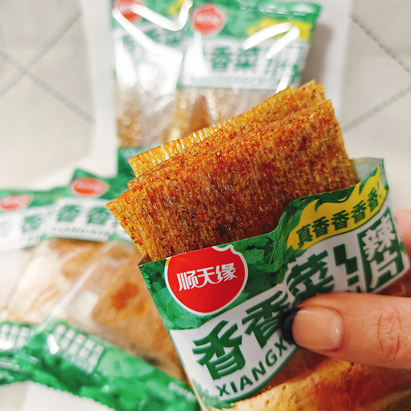 順天緣香香菜辣片面筋零食食品