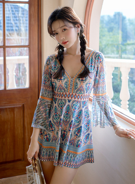 奇海22122新款时尚性感泳衣女连体泳装特惠温泉休闲运动显瘦轻奢