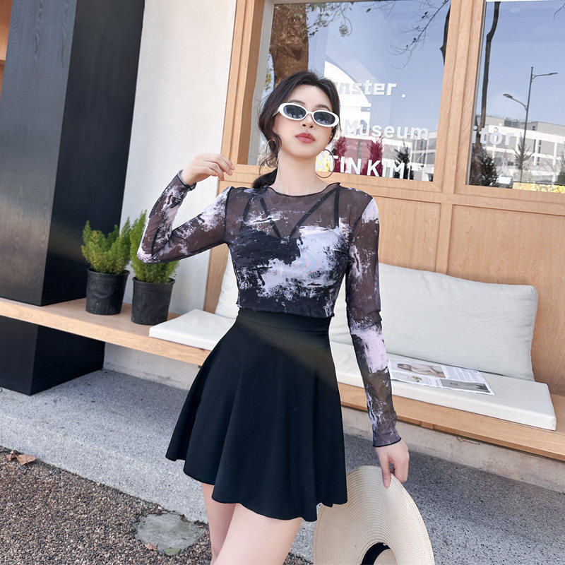 欧鲨9685新款时尚性感泳衣女连体泳装特惠温泉休闲运动显瘦轻奢