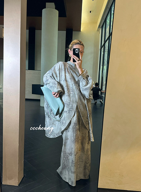 CCCHEUNG 4.17晚8 庭院深深新中式图腾印花亚麻斗篷衬衫半裙套装