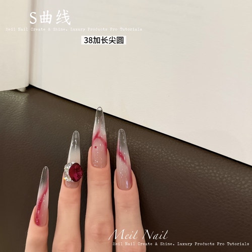 娇媚感S曲线玫红晕染穿戴甲
