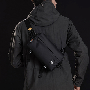 大容量潮流包包男士 挎包斜挎包 爆款 运动胸包单肩包多功能2023新款