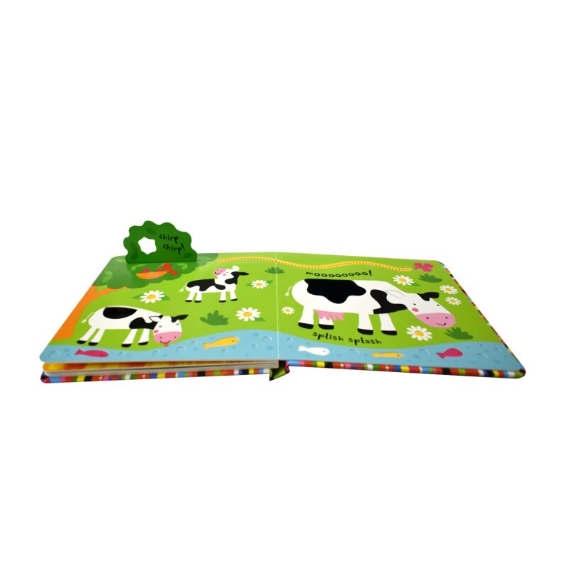 Touch and Feel Farm Book: Usborne Flip Book with Holes - Product image 2