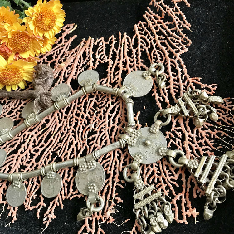 India characteristic Pure handwork make personality Retro Gubi Necklace Female models Bayeux Workshopin the Arts and crafts , Overseas Crafts , Other countries featured  category - from Buy2taobao.com to provide professional Taobao agent buy service