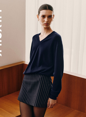 莉莉秀客LILYSILK秋冬BabyCashmere小山羊绒V领绞花毛衣上衣