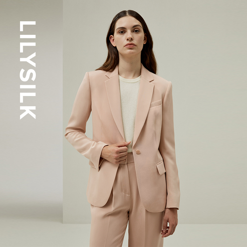 莉莉秀客LILYSILK25春女士简约优雅重绉桑蚕丝果实扣装饰西装外套