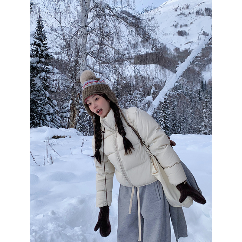 香香的蕉 雪国阿勒泰 白鸭绒立领羽绒服冬季保暖肯豆外套