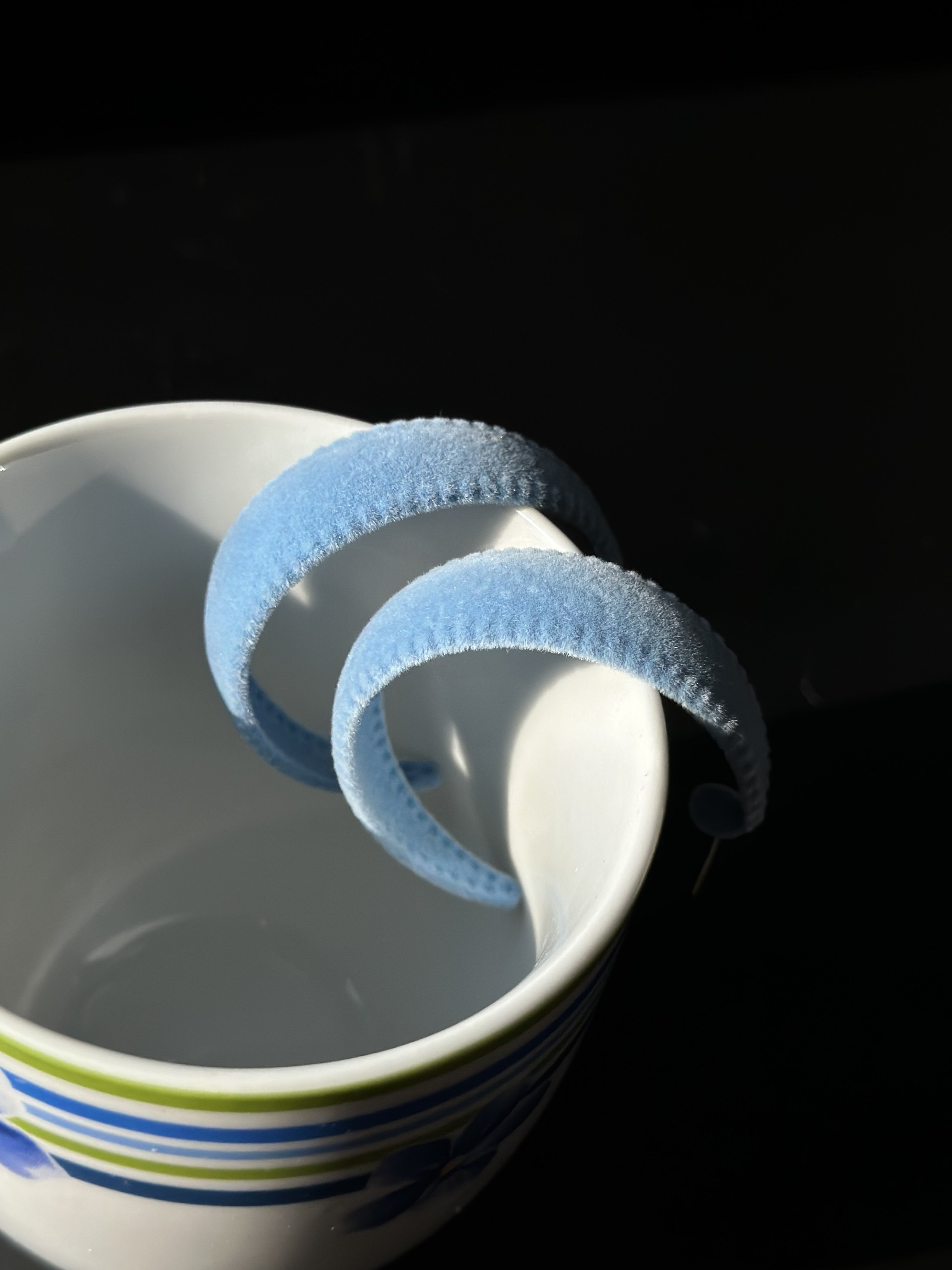 孔雀蓝夸张大耳圈时髦复古