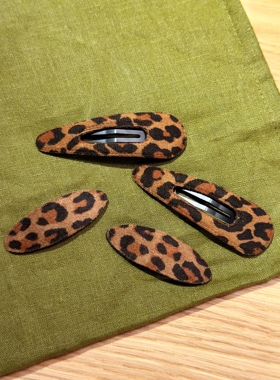 vogueess秋冬新款豹纹发夹仿麂皮绒可爱碎发刘海边夹韩版椭圆配饰