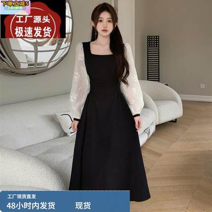 大码女装秋季新款微胖显瘦法式赫本风气质泡泡袖拼接黑色连衣裙子