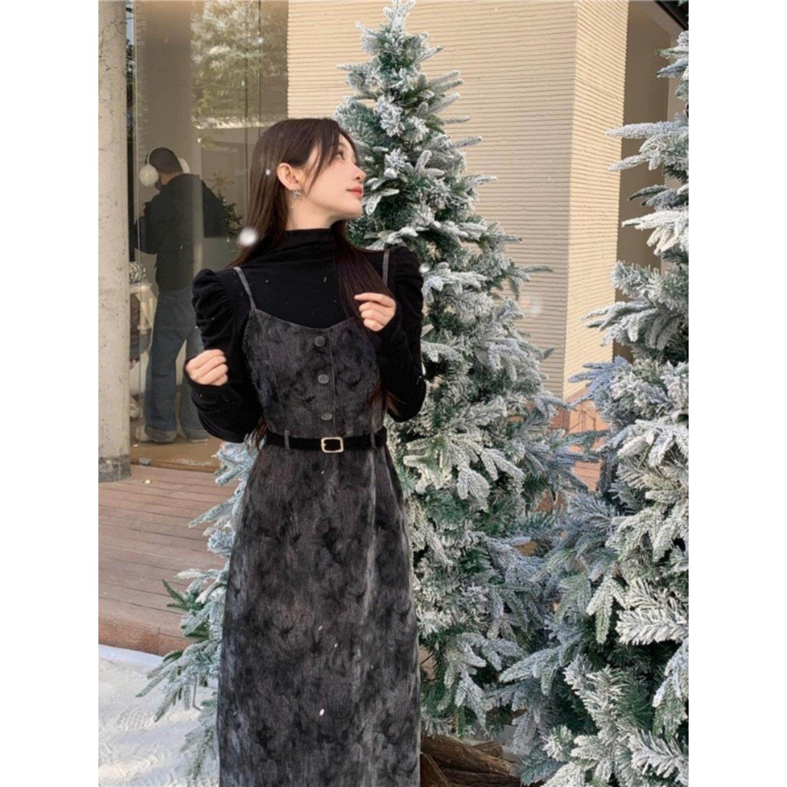 大码吊带丝绒连衣裙女秋冬季胖mm小个子高级感黑色打底内搭两件套,运动/瑜伽/健身/球迷用品,瑜伽短裙,淘宝优惠券,粉丝福利购,淘宝优惠卷