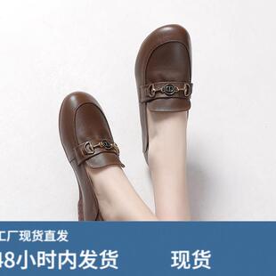 头层牛皮乐福鞋女2026春新款大尺码女鞋41到43真皮软底不累脚妈妈