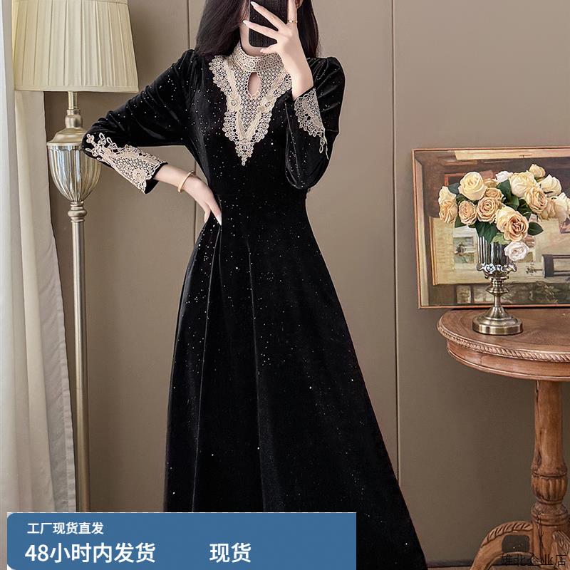 赫本风高级感长袖丝绒连衣裙女秋冬重工优雅千金御姐穿搭显瘦长裙