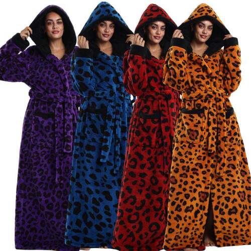 Couple's Thickened Winter Wearable Blanket Retro Hooded