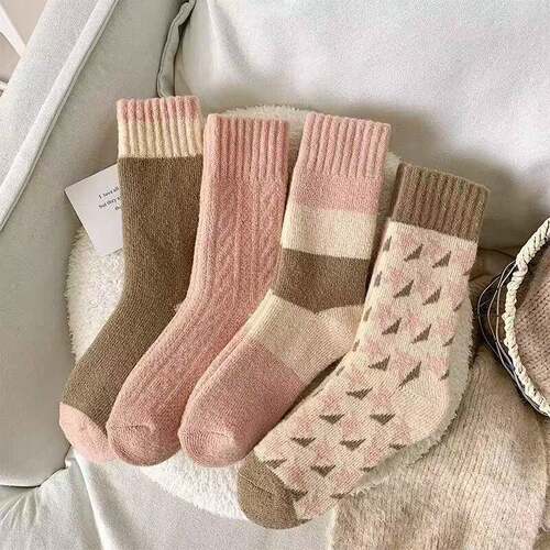 4 Pairs Women's Thickened Mid-Crew Socks Warm and Comfy