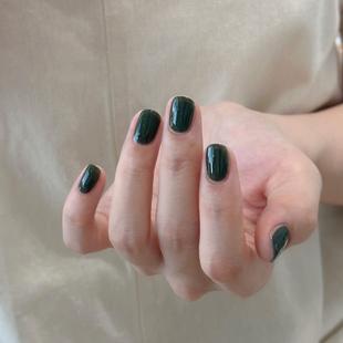 我猜你一定喜欢绿色 lelmol艻茉森林绿指甲油免烤快干持久显白女