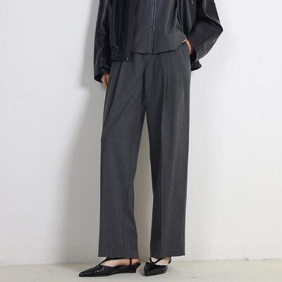宽松修身纯色百搭休闲西装裤