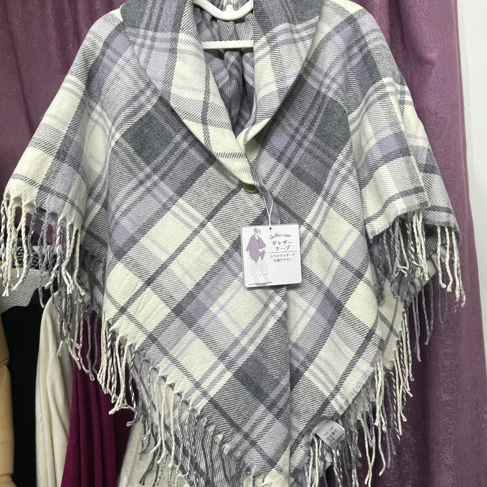 外贸孤品女士春秋披肩两用百搭日系韩版格子纽扣牛角扣护颈斗篷