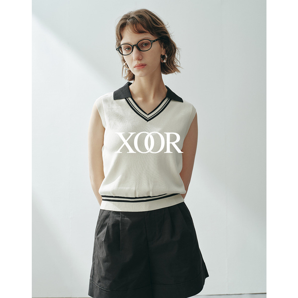 XOOR黑白撞色POLO领针织马甲2026夏女校园减龄亲肤好打理显瘦上衣