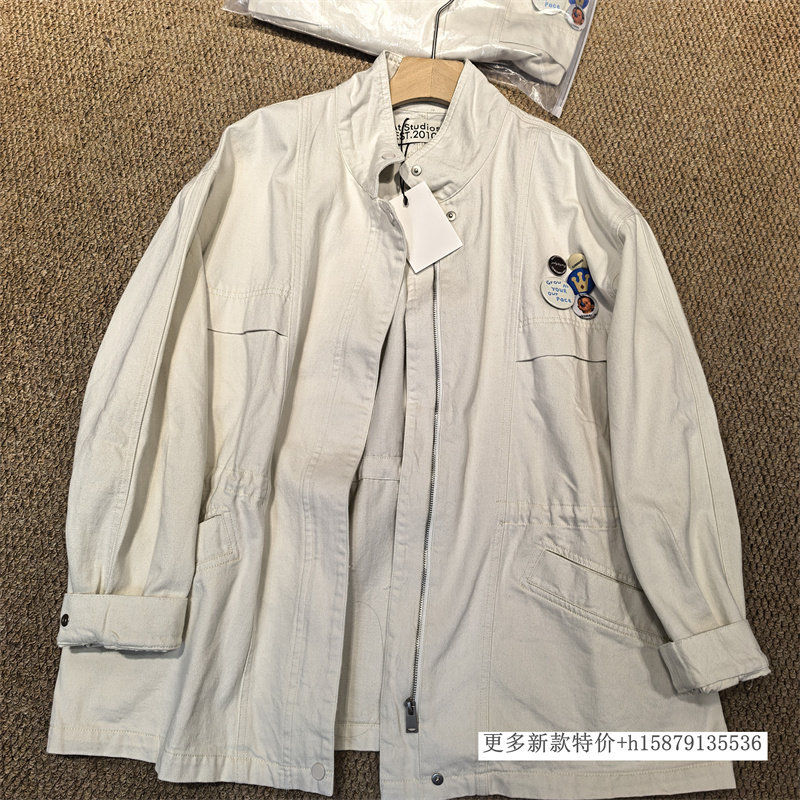 欧洲站26春季新款工装风立领多口袋卡通贴标风衣外套宽松显瘦夹克