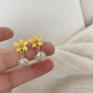 S925银针超仙气质珍珠黄色花朵耳环女轻奢小众高级感爆款耳钉耳饰