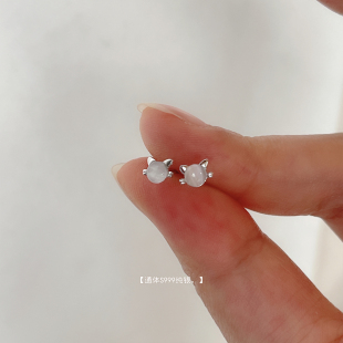 s999纯银小众设计猫眼石可爱小猫咪耳钉迷你简约气质百搭养耳耳饰