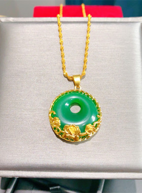 仿真金镶玉吊坠项链女