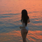 2025甜美荷叶边浪漫蕾丝显瘦丰臀高级感度假风睡衣套装 LAVA LOVE