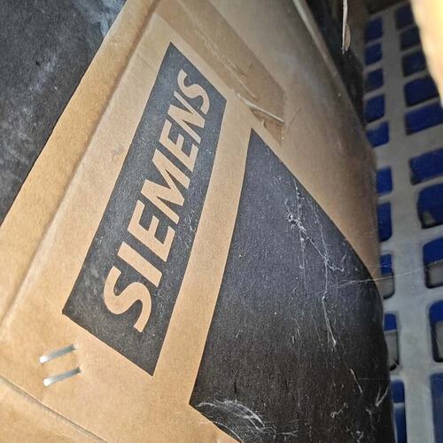 变频器6SL3210-5BE33-7UH06SL3210-5BE33-0UH06SL3210-5BE32-2UH0