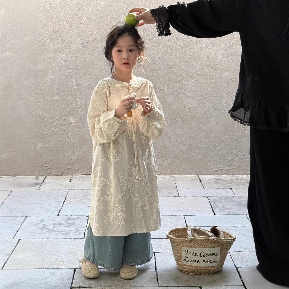 童裙2026春款女童韩版纯色休闲连衣裙儿童长袖系带文艺裙子末小蒙