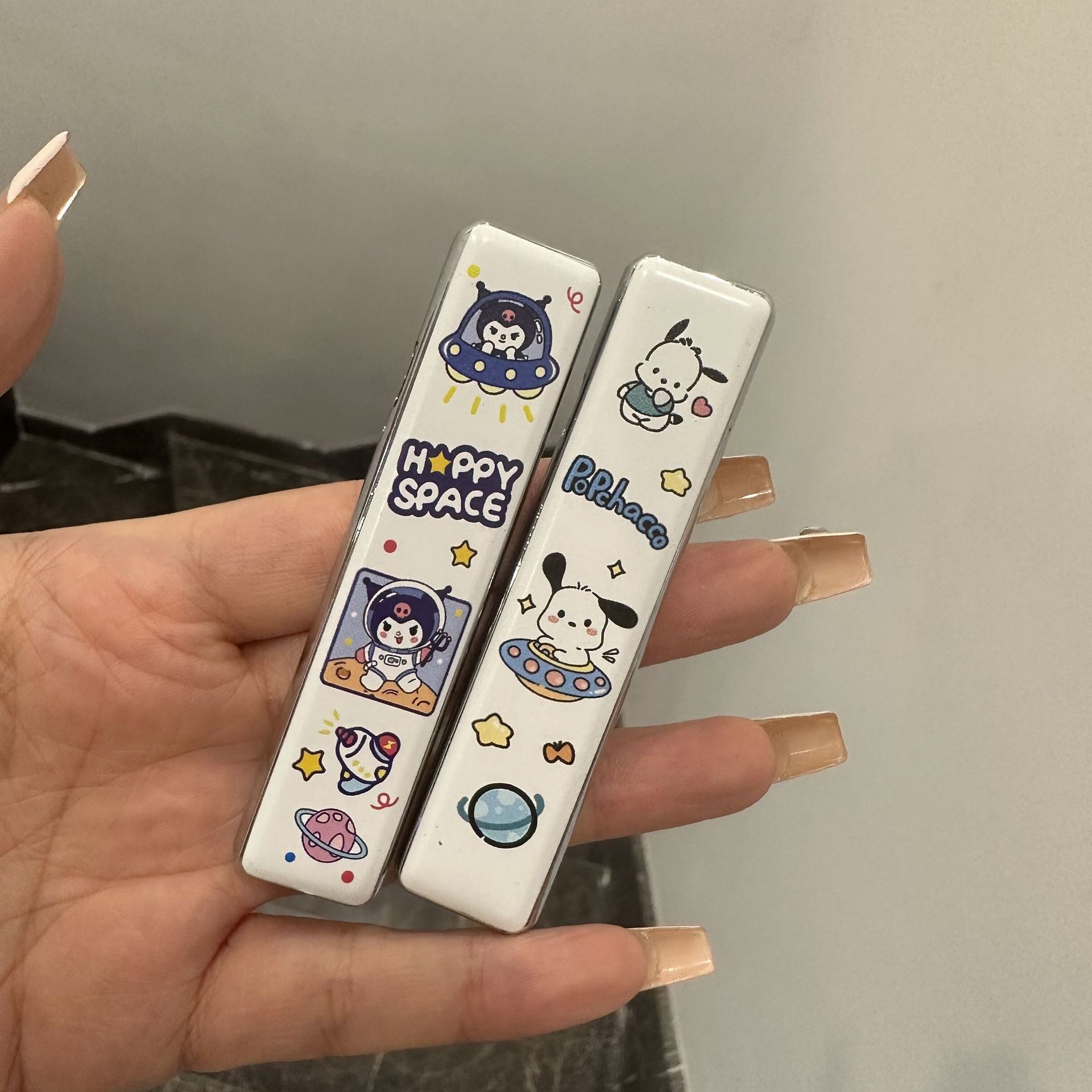 迷你可爱小恐龙充电打火机大耳狗飞碟popchacce卡通超薄USB