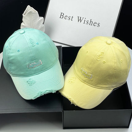 软顶新款字母刺绣破洞棒球帽男女百搭鸭舌帽遮阳显脸小户外防晒帽