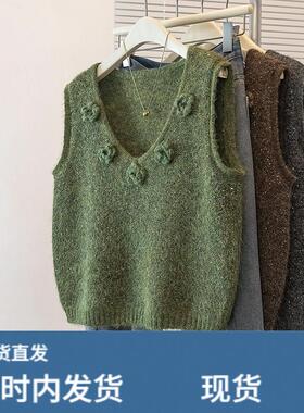 森系绿色针织马甲女2025冬季大码胖m独特漂亮超好看叠穿背心上衣