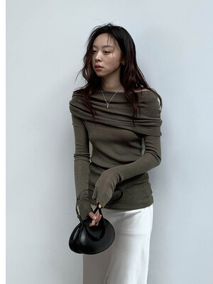 FN新款法式慵懒一字肩扭结毛衣女