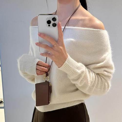 FN一字肩软糯羊毛显瘦百搭针织衫