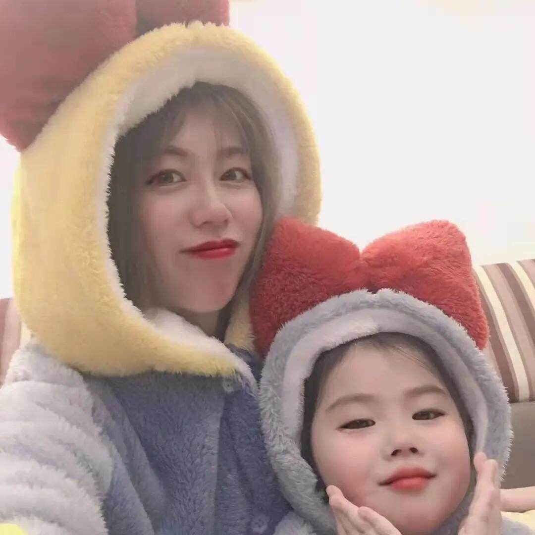 舒棉绒女公主风白雪公主睡袍