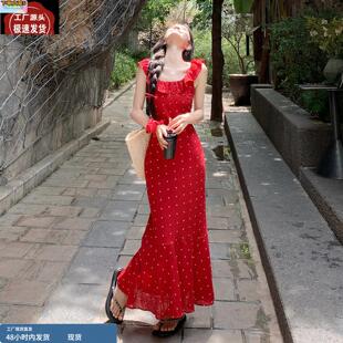 红色波点小飞袖吊带连衣裙女夏遮手臂多巴胺海边度假鱼尾沙滩长