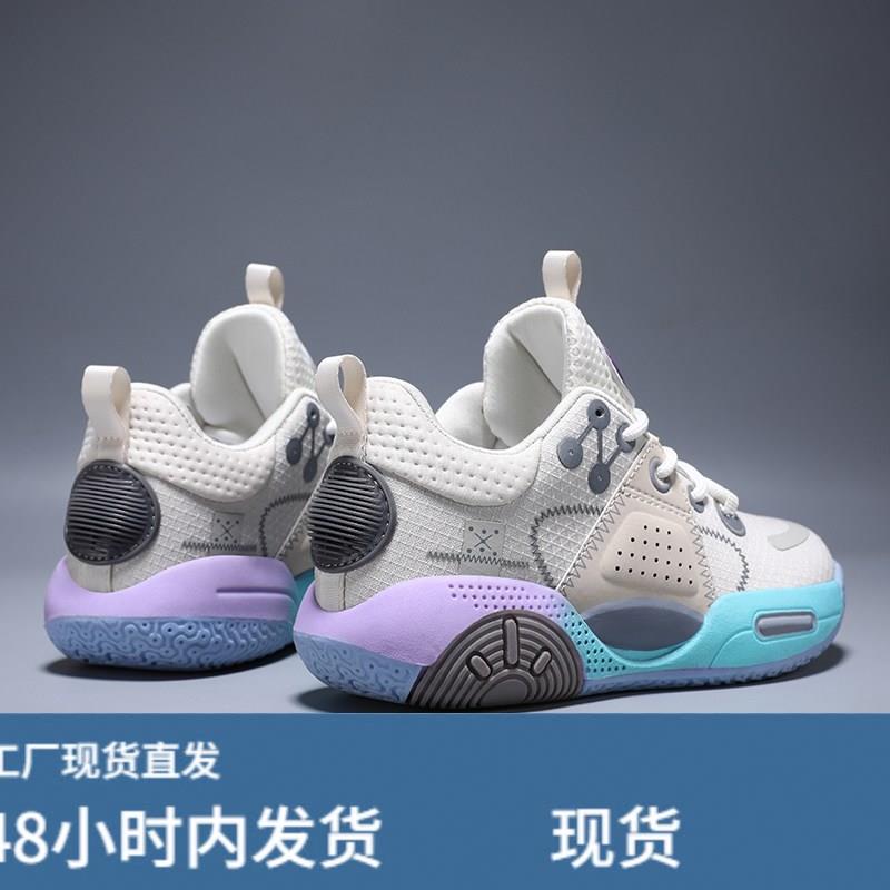 儿童羽毛球鞋男童2026新款夏季小学生轻便防滑专业训练运动篮球鞋图片