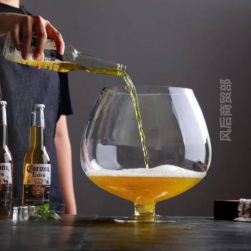 特大号扎啤杯巨型啤酒杯大号红酒杯超大号大容量英雄杯超大高脚杯