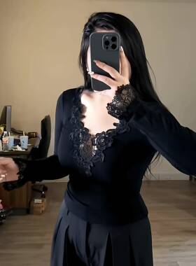 大码胖mm欲蕾丝黑色v领长袖t恤春季正肩显瘦内搭打底衫上衣0110w