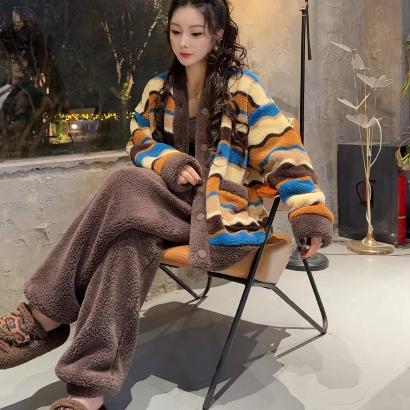 秋冬睡衣女款珊瑚绒家居服法兰绒加厚款大码加绒保暖套装1208z
