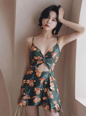 游泳衣女2026新款连体感遮肚显瘦游泳馆专用大码温泉情侣0122w