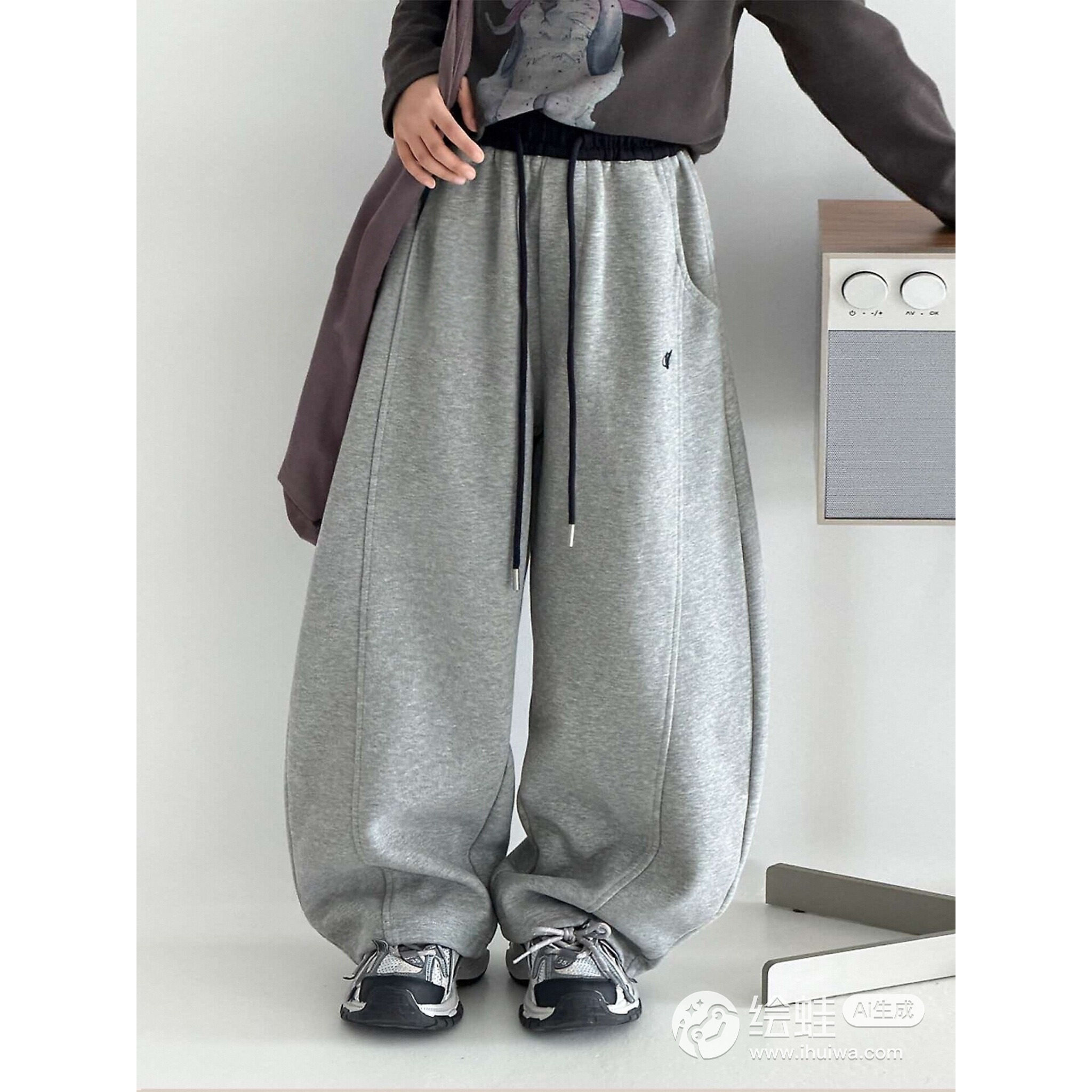 杭州红枫阁裤子弯刀裤工装裤阔腿裤卫裤牛仔裤中大童男童女童秋季图片