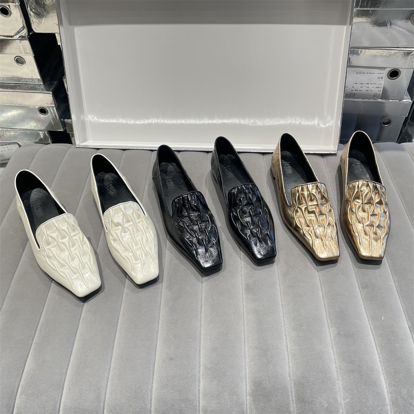 欧洲站2026春款真皮女鞋时尚百搭通勤风油蜡面方头低跟深口单鞋,女鞋,深口单鞋,淘宝优惠券,粉丝福利购,淘宝优惠卷