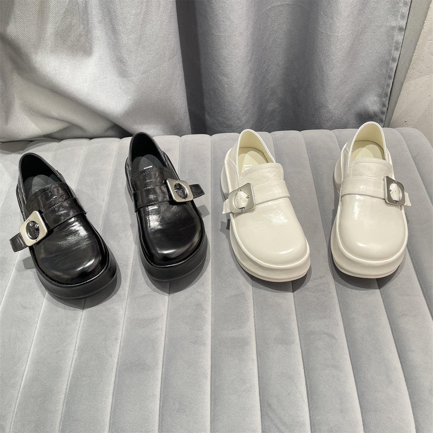 欧洲站2026春款真皮女鞋时尚英伦风油蜡面圆头松糕厚底乐福鞋单鞋