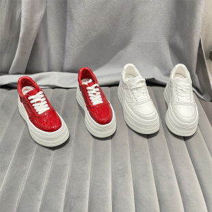 欧洲站2026春款新品真皮女鞋百搭时尚休闲增高厚底低帮松糕板鞋