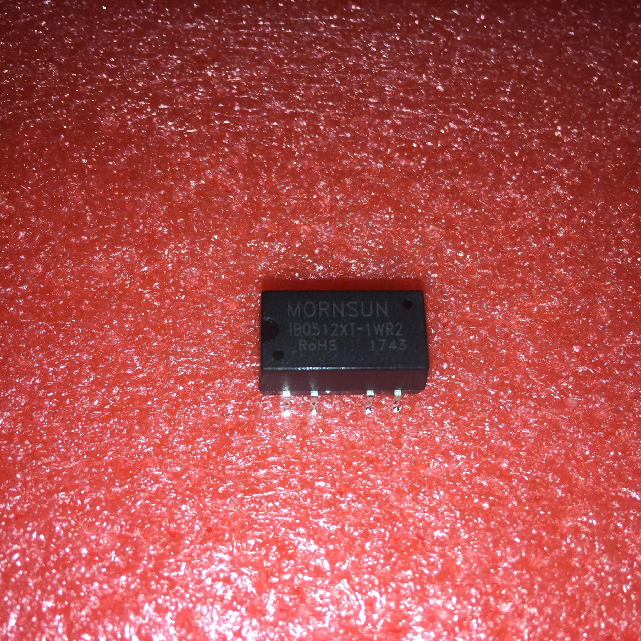 IB0512XT-1WR2金升阳DC-DC电源模块5V转12V 1W隔离稳压全新原装