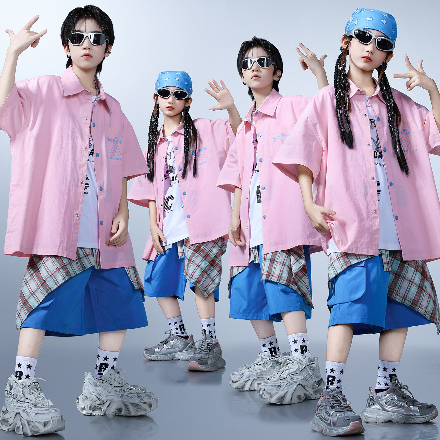 儿童帅气街舞潮服女孩多巴胺色走秀服装男生嘻哈hiphop酷帅演出服