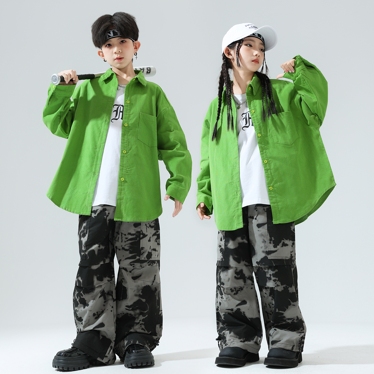 儿童个性街舞演出服女童爵士舞套装少儿潮流走秀男扎染嘻哈工装裤