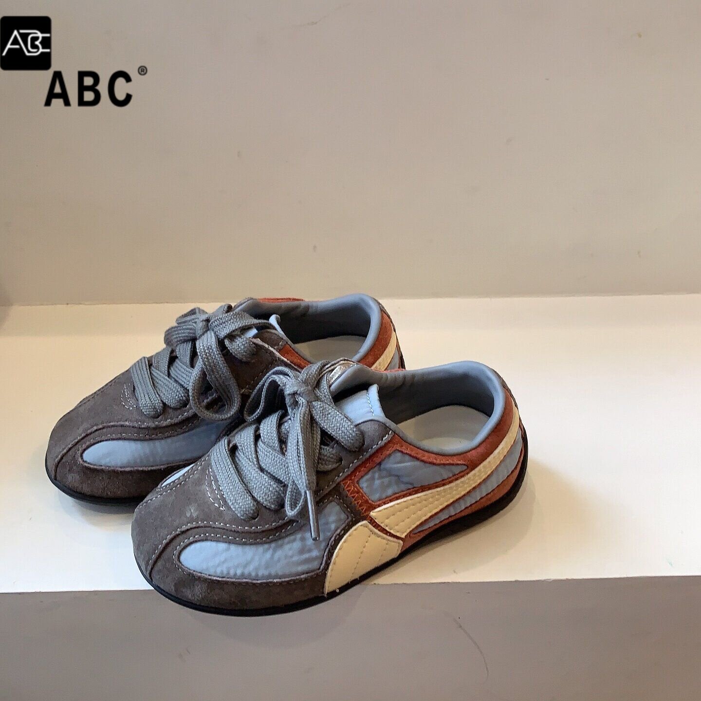 ABC童秋季透气复古德训鞋图片